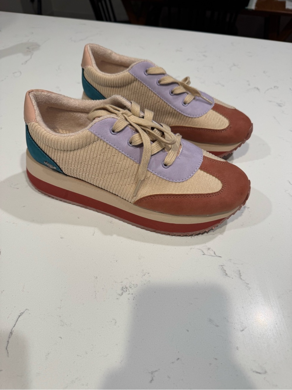 Women's Rocket Dog Rapid Corduroy Platform Sneakers size 9